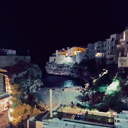 Corte San Vito 아파트